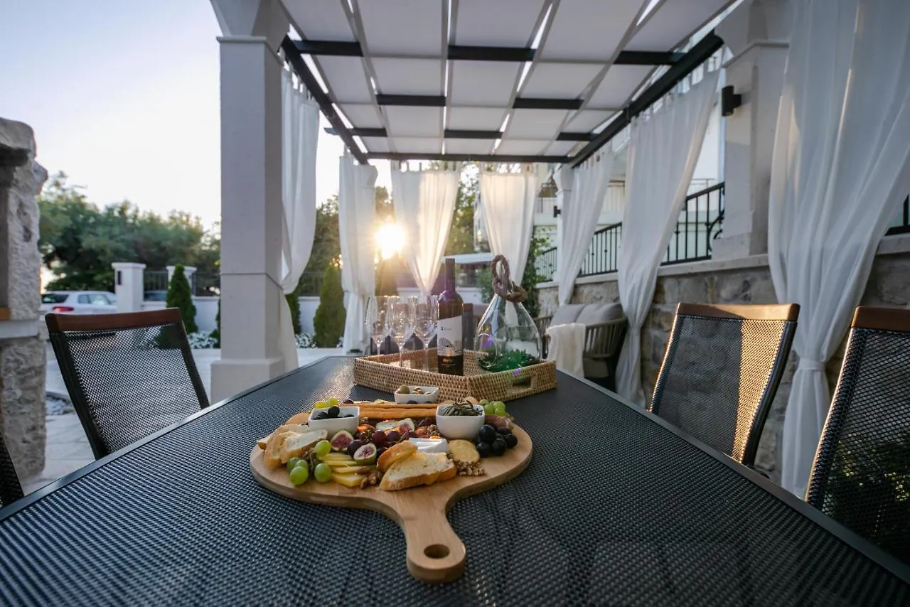 Villa Bante - Luxury Stone House Kastela 0*,
