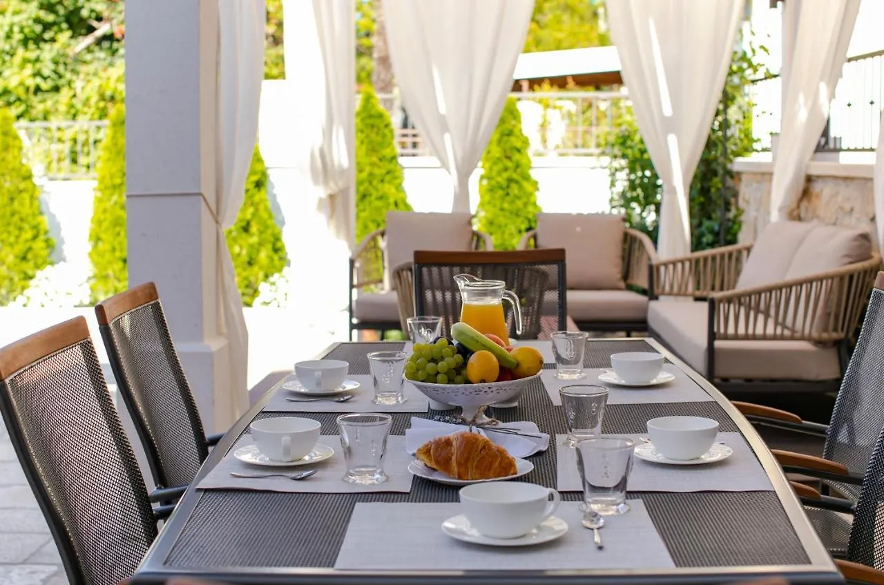 Villa Bante - Luxury Stone House Kastela