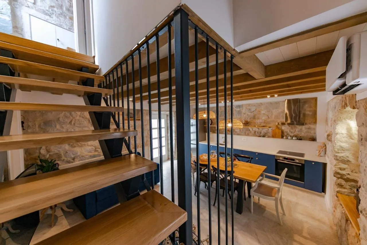 Villa Bante - Luxury Stone House Kastela