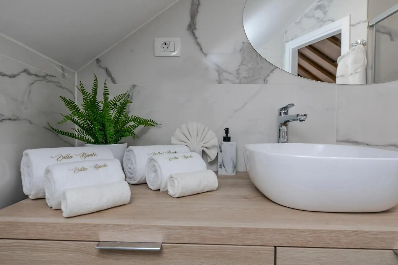 Villa Bante - Luxury Stone House Kastela