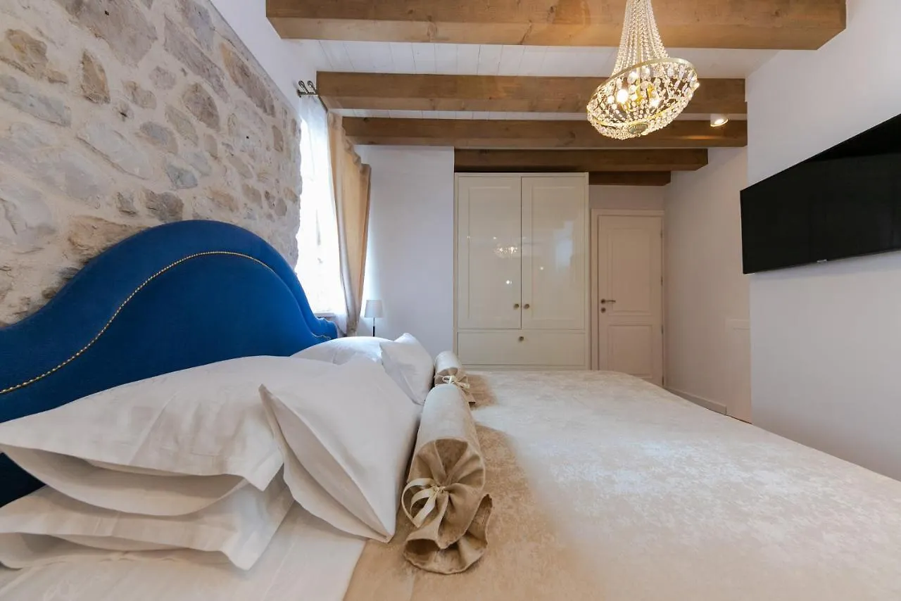 Villa Bante - Luxury Stone House Kastela