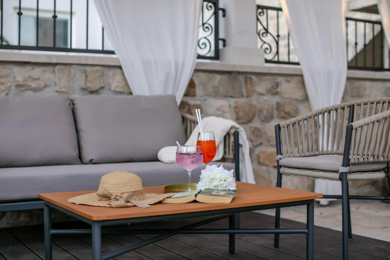Villa Bante - Luxury Stone House Kastela 0*,  Croatia